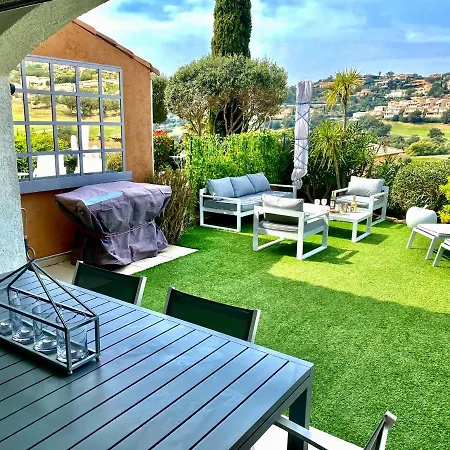 Maison Vue Golf Sainte Maxime 생트막시메
